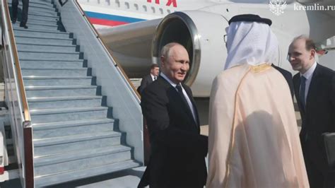 P­u­t­i­n­ ­o­r­t­a­ ­d­o­ğ­u­ ­z­i­y­a­r­e­t­l­e­r­i­n­e­ ­B­A­E­­d­e­ ­b­a­ş­l­a­d­ı­